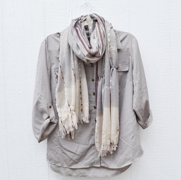 sara michelle Tops - 3 for $25Light weight professional blouse grey/tan